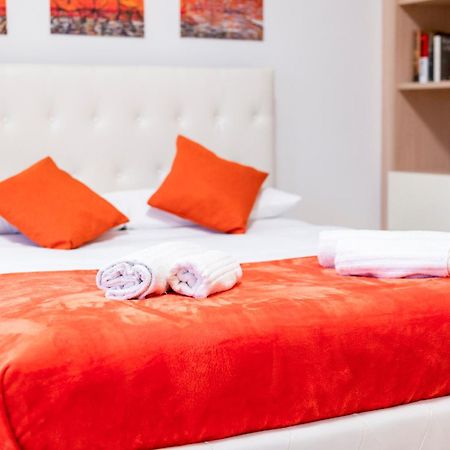 Moncler House Navigli Apartman Milánó Kültér fotó