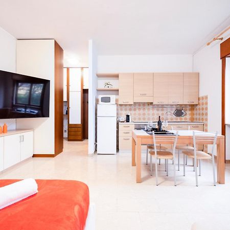 Moncler House Navigli Apartman Milánó Kültér fotó