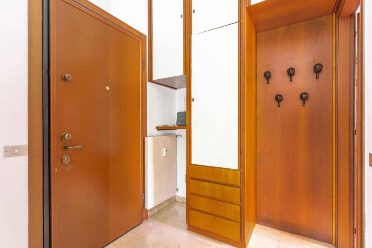Moncler House Navigli Apartman Milánó Kültér fotó