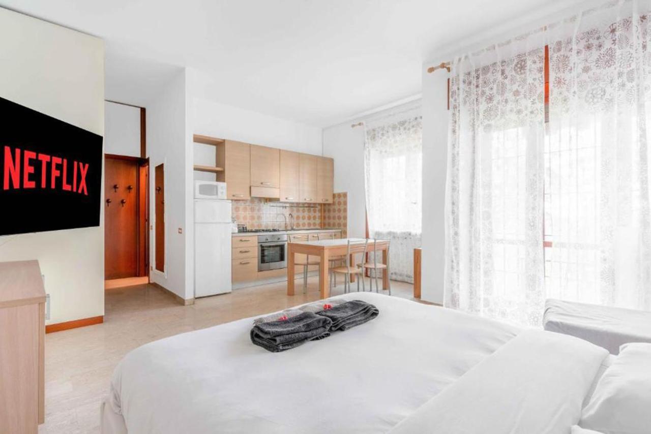 Moncler House Navigli Apartman Milánó Kültér fotó