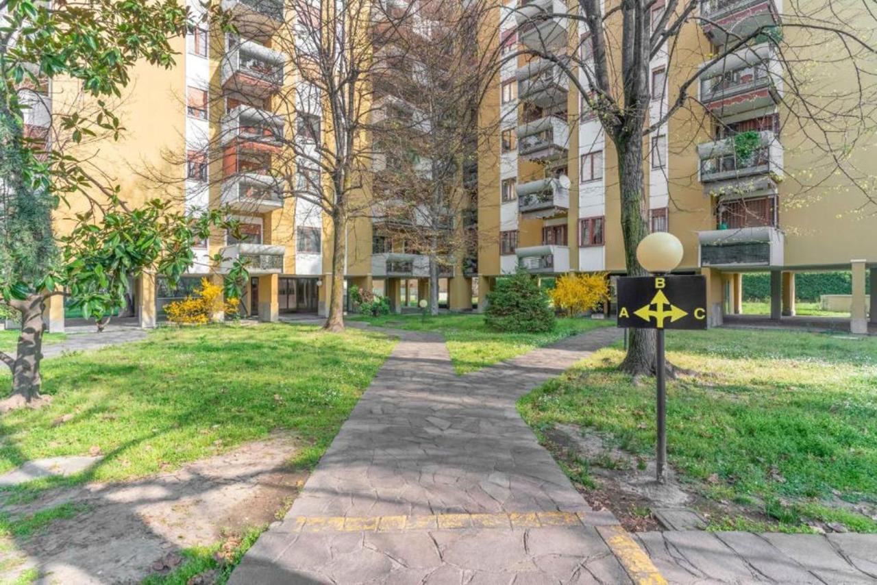 Moncler House Navigli Apartman Milánó Kültér fotó