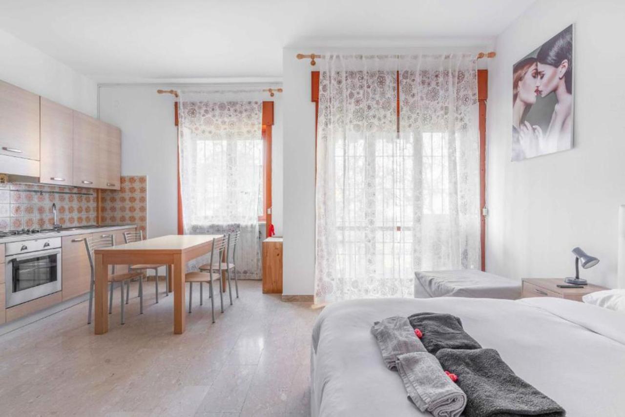 Moncler House Navigli Apartman Milánó Kültér fotó